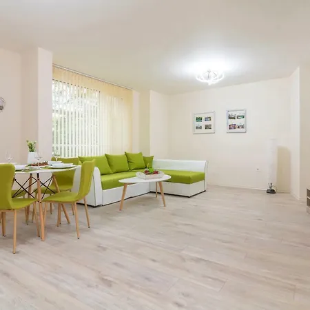 דירה Domus Grand With Parking פלובדיב