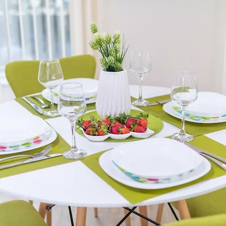 דירה Domus Grand With Parking *