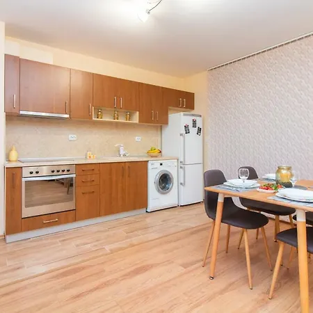 Domus Grand With Parking * פלובדיב