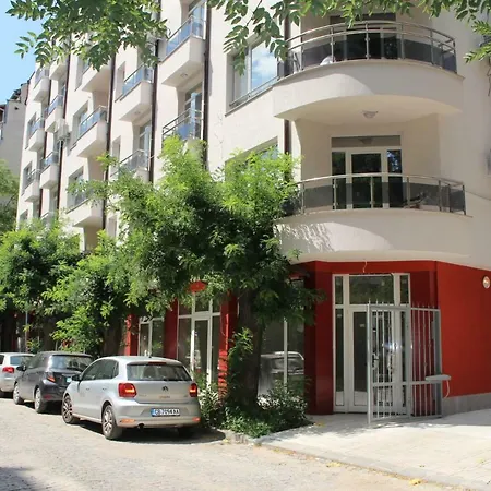 Domus Grand With Parking * פלובדיב